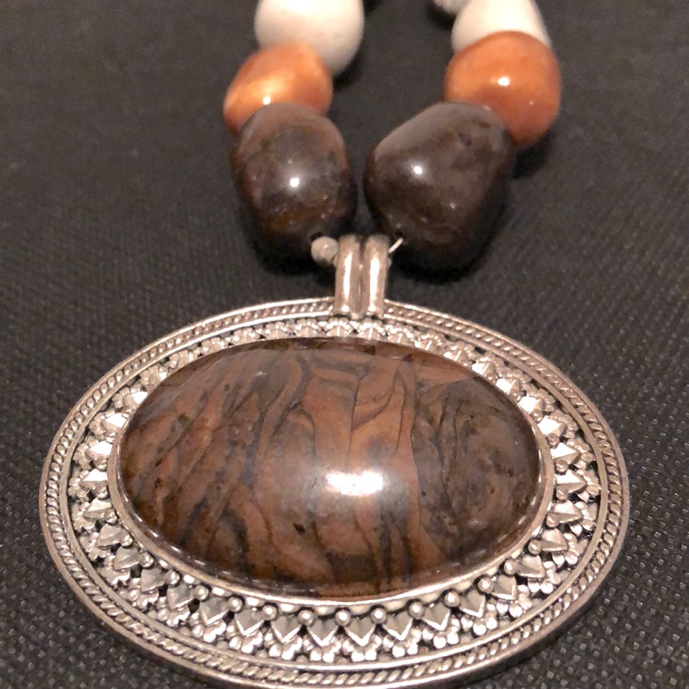 Necklace - Picture 3 of 3
